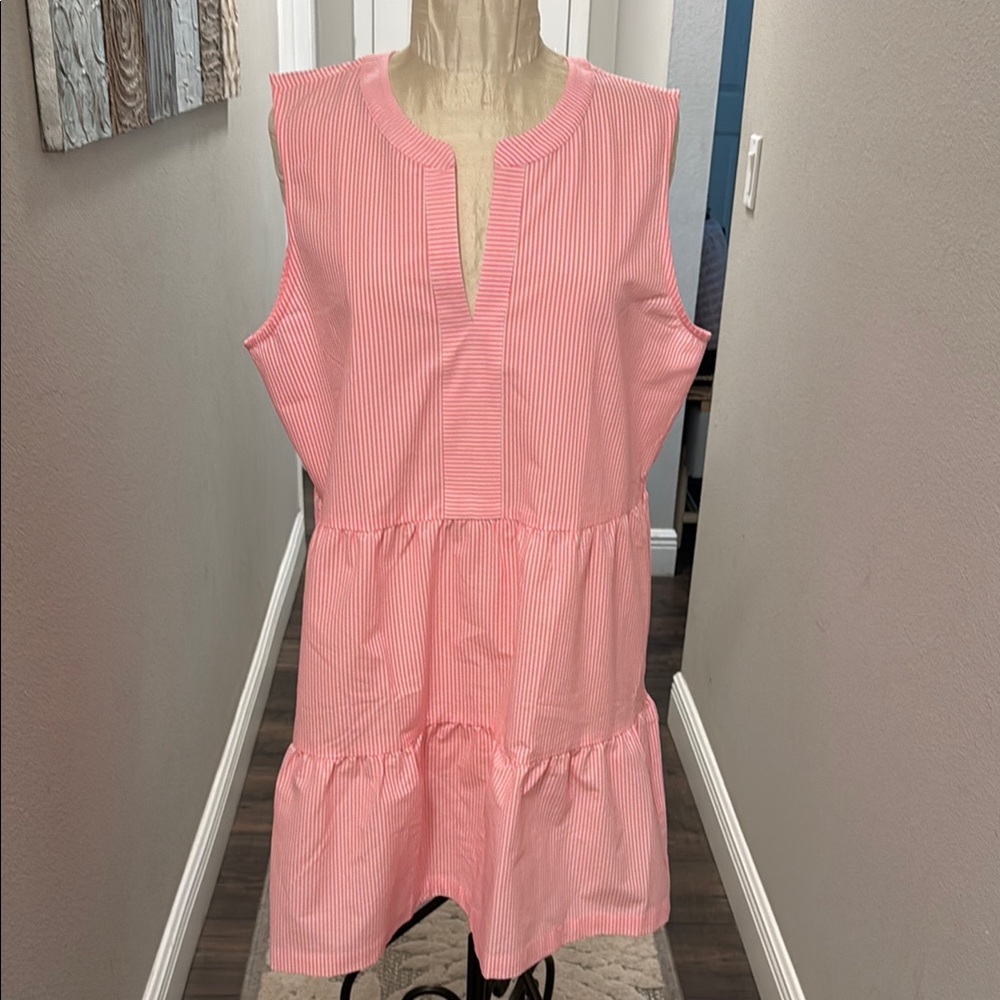 Vineyard Vines Performance Seersucker Pink and White Dress
